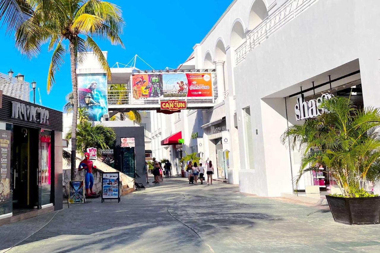 Renovated Studio In Cancun Beach At The Hotel Zone Екстер'єр фото
